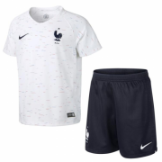 Kids France 2018 Away Soccer Kit (Jersey + Shorts)
