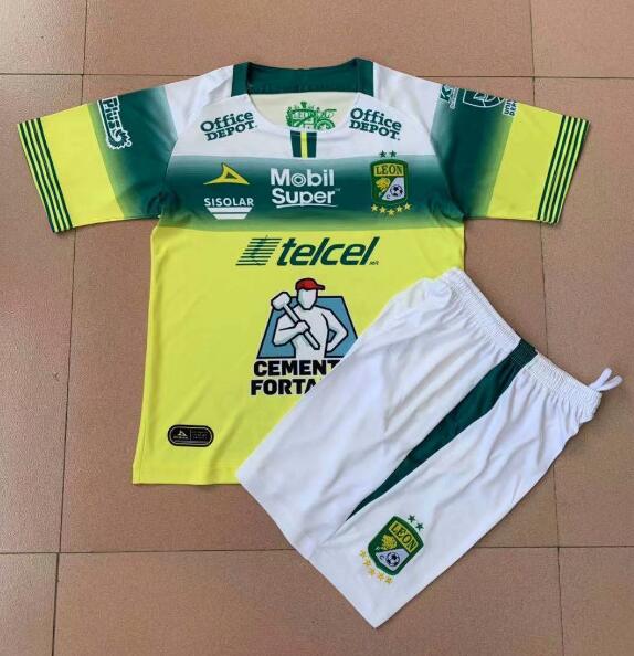 Kids Club León 2019-20 Away Soccer Shirt With Shorts